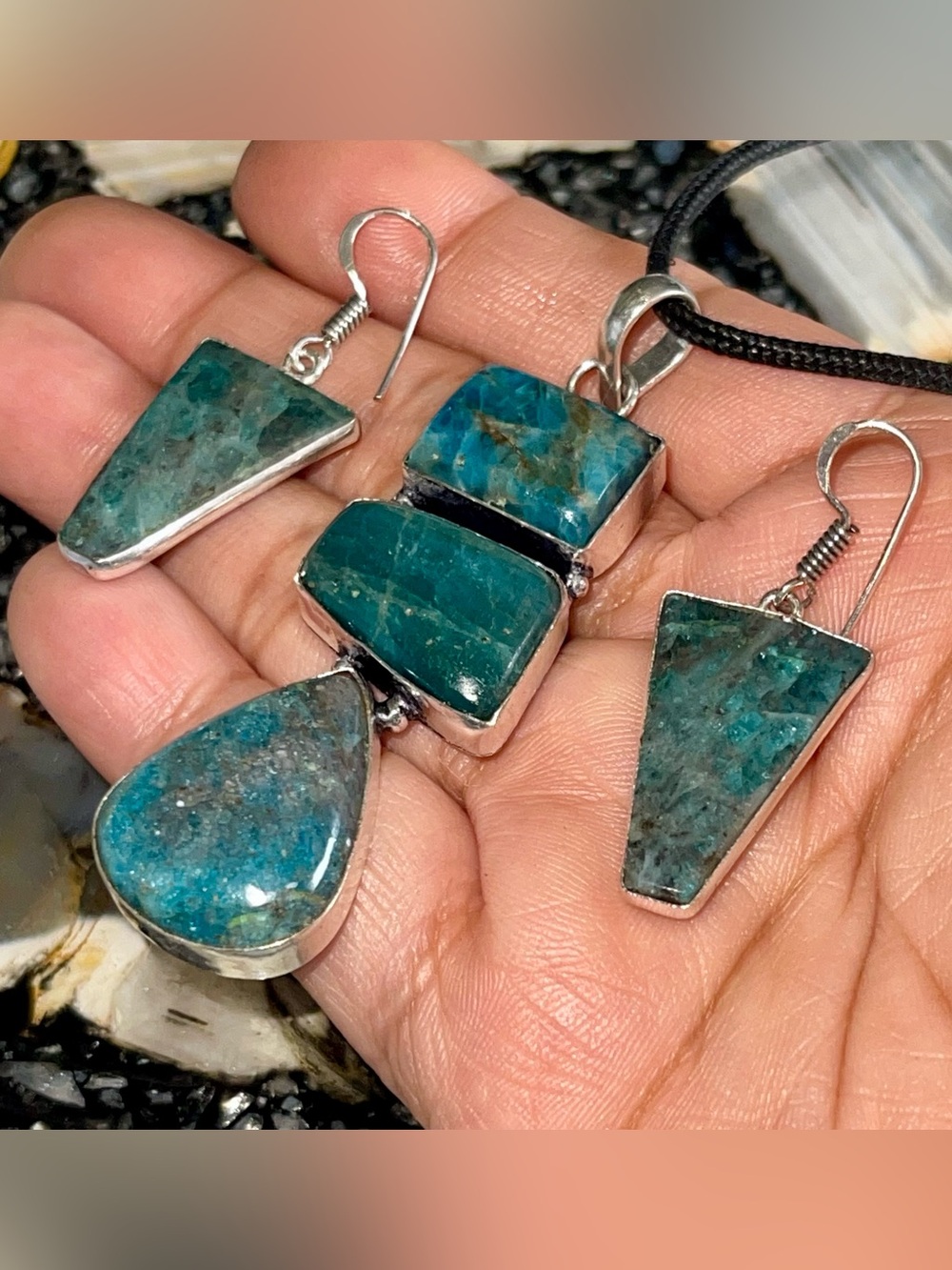Blue Apatite Pendant & Earrings Set - Picture 7 of 17